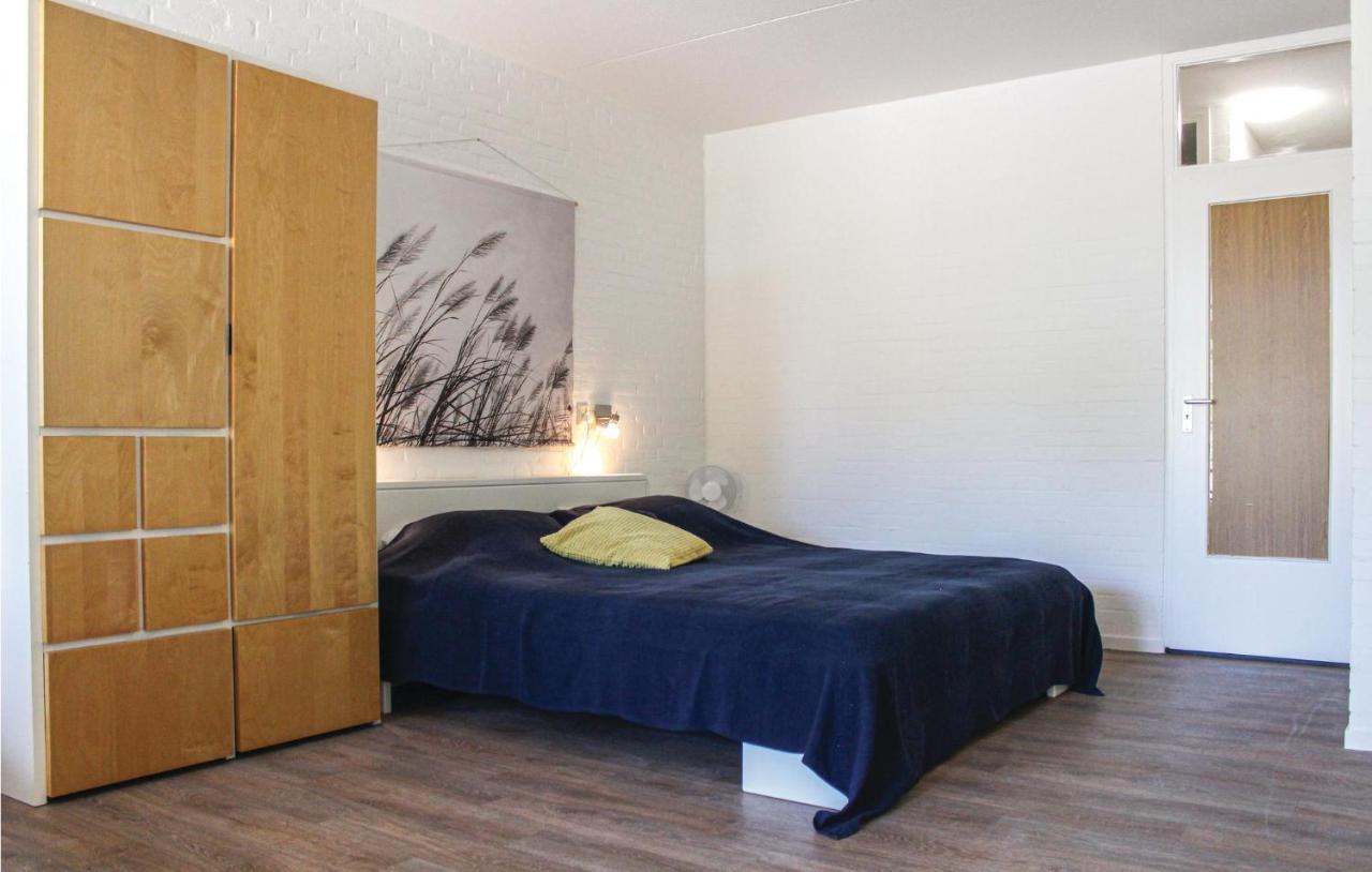 2 Bedroom Lovely Home In Bruinisse Exterior photo